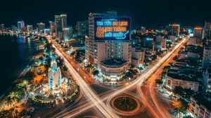 Khám Phá Nha Trang “Góc Khuất”: Bí Kíp Vi Vu Xe Máy & Bản Đồ Ẩm Thực Địa Phương 2026 - Tin Tức Du Lịch & Lịch Trình Mới Nhất