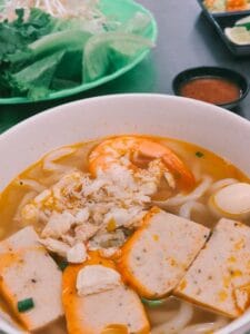 Kinh nghiệm du lịch nha trang tự túc từ A đến Z chi tiết nhất