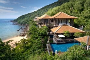 Kinh nghiệm chọn resort Nha Trang có hồ bơi riêng cho kỳ nghỉ dưỡng đẳng cấp - du lich nha trang
