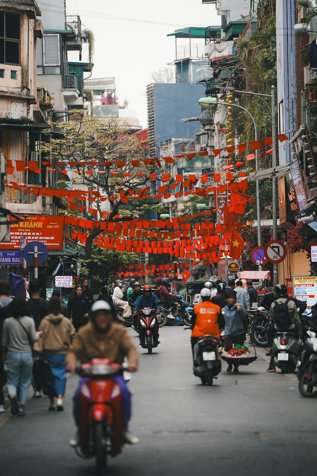 Kinh nghiệm đặt tour ghép Nha Trang: Cẩm nang từ A đến Z cho người mới