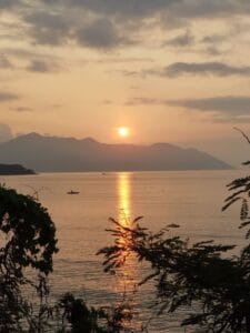 Bí kíp thiết kế tour du lịch trải nghiệm vịnh Nha Trang cho cặp đôi lãng mạn - Edu-Tourism (Du lịch trải nghiệm)
