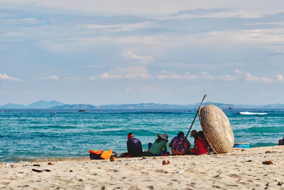Khám phá hệ sinh thái biển Bãi Dài Nha Trang nhóm bạn: Cẩm nang tự túc trọn vẹn